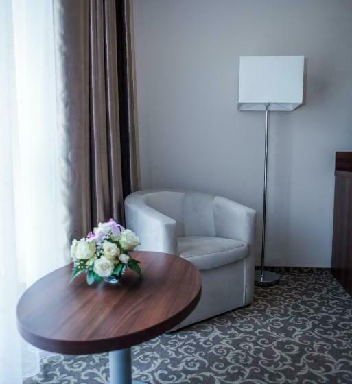 デラックスルーム, Arnia