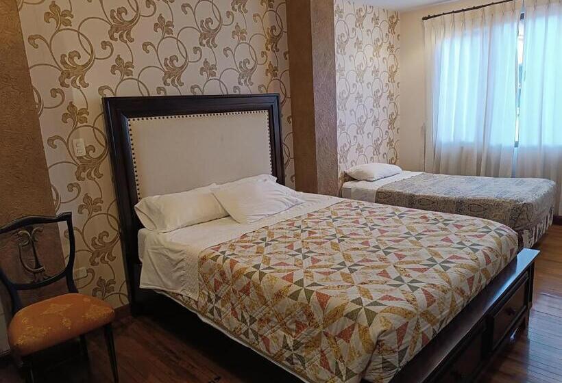 اتاق استاندارد, Azul De La Plaza By Chat Noir