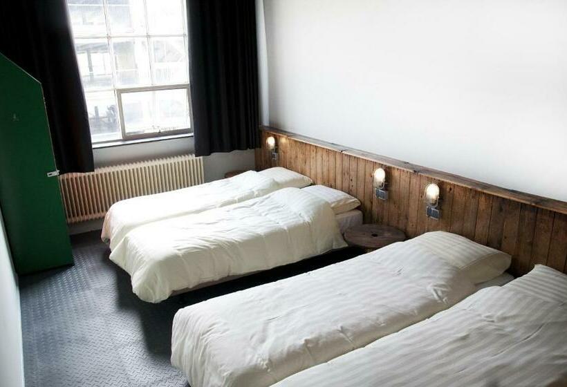 基本四人间, Stayokay Hostel Eindhoven Blue Collar