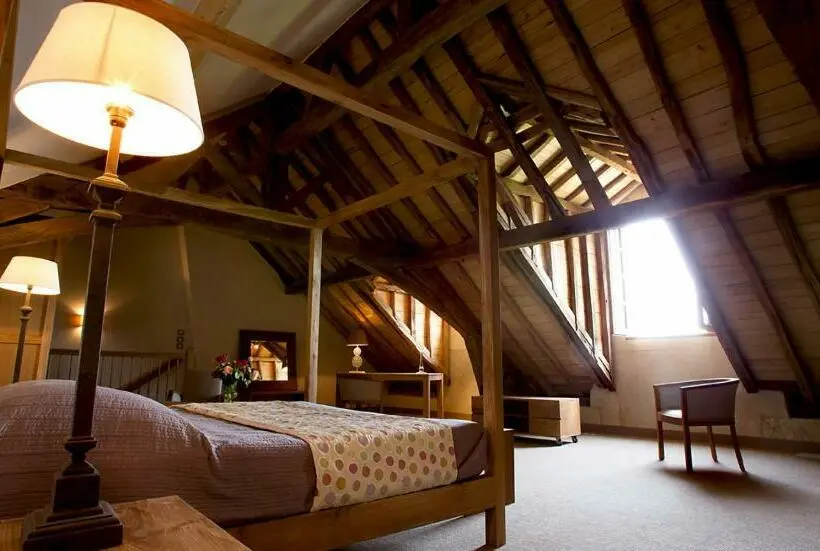 Chambre Prestige, Château De Perreux, The Originals Collection
