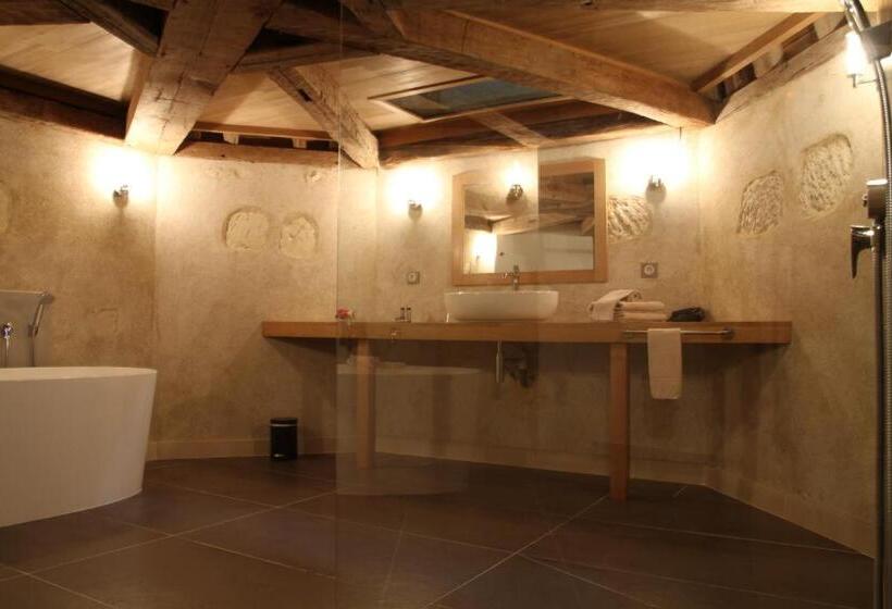 חדר יוקרתי, Château De Perreux, The Originals Collection