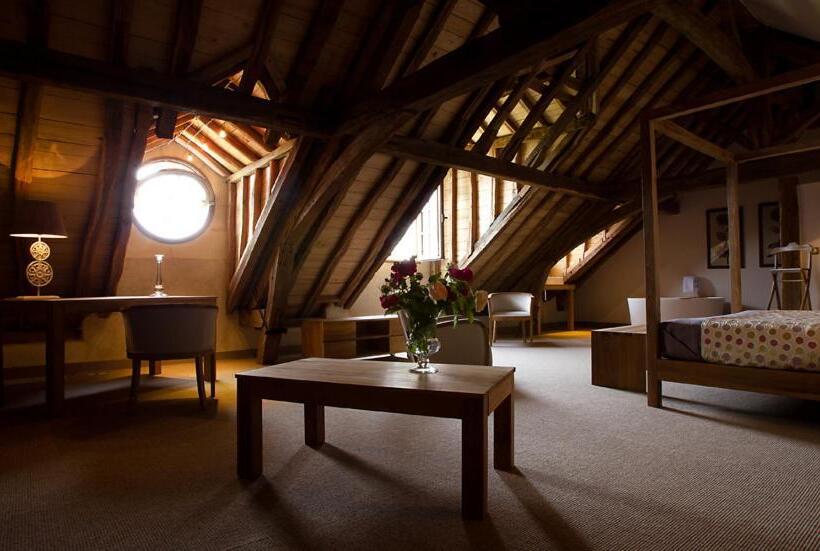 חדר יוקרתי, Château De Perreux, The Originals Collection