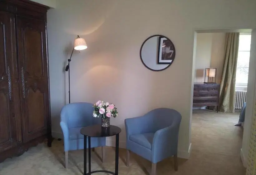 Junior Suite, Château De Perreux, The Originals Collection