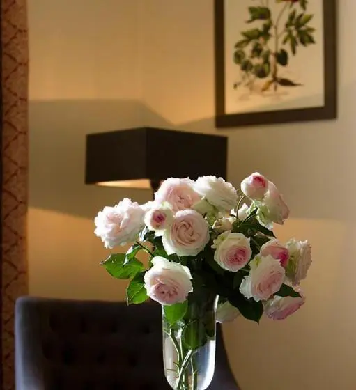 Chambre Quadruple Standard, Château De Perreux, The Originals Collection