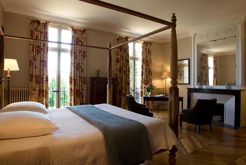 חדר יוקרתי, Château De Perreux, The Originals Collection