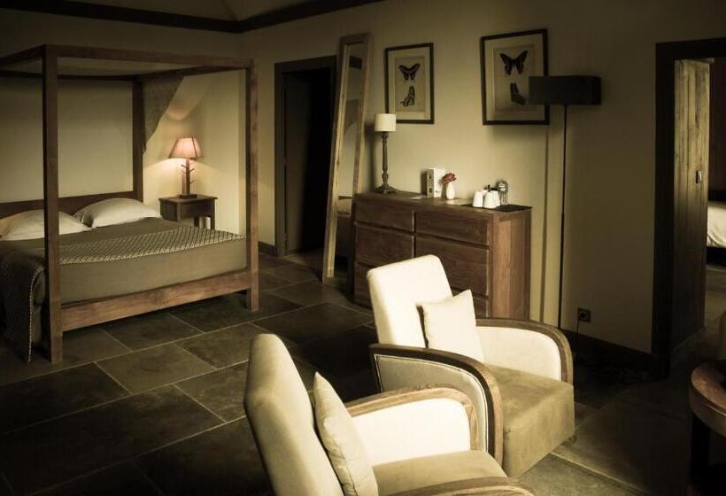 חדר סטנדרט לארבעה, Château De Perreux, The Originals Collection