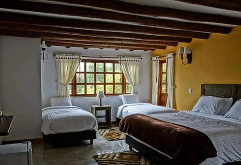 اتاق خانوادگی, Club Campestre El Bosque De La Villa