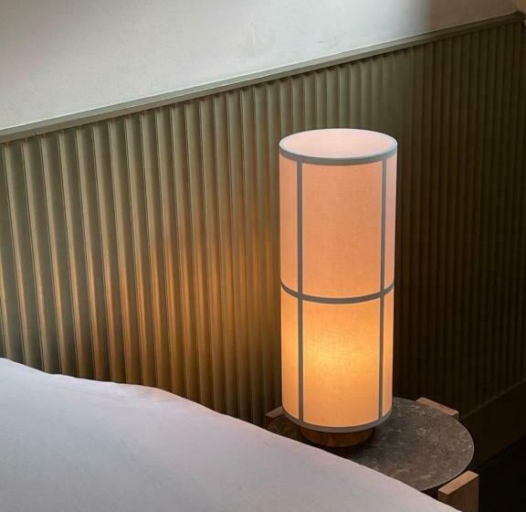 اتاق لوکس, Commune Suites