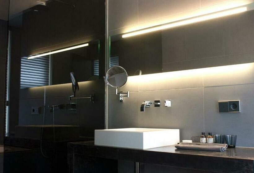 اتاق لوکس, Commune Suites