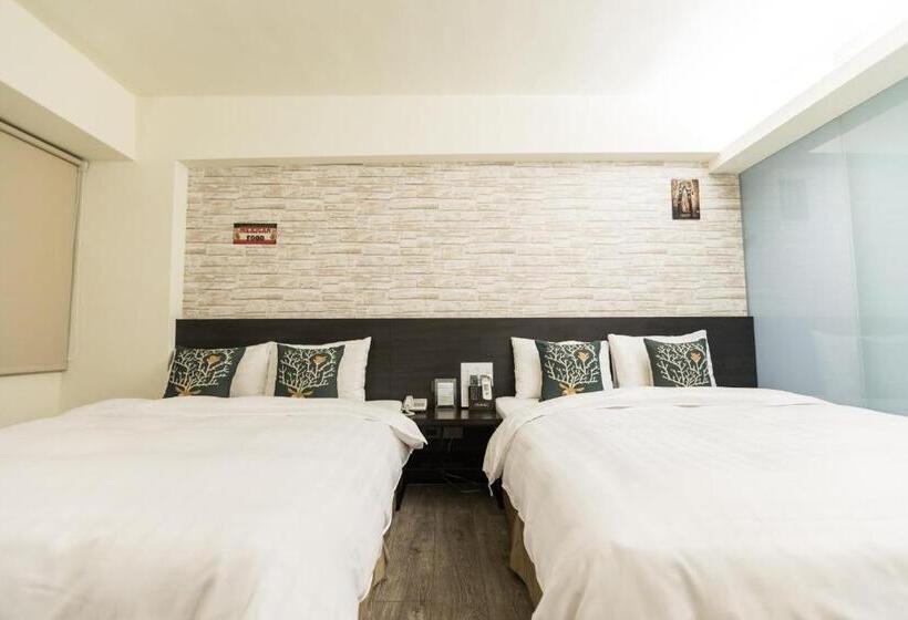 اتاق خانوادگی, Home Rest