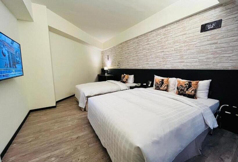 Economy Triple Room, Home Rest