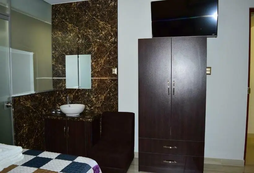 اتاق استاندارد سه نفره, Hostal Gold Star