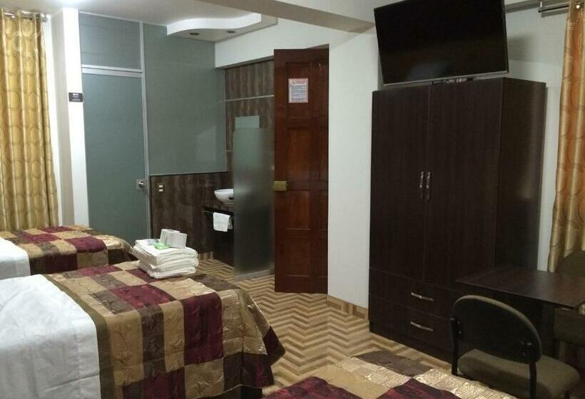 家庭间, Hostal Gold Star