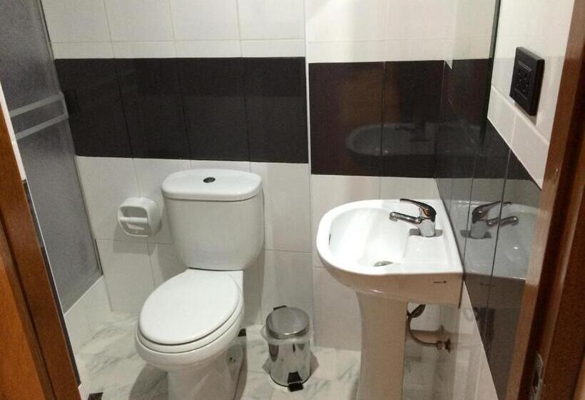 豪华房间, Hostal Gold Star