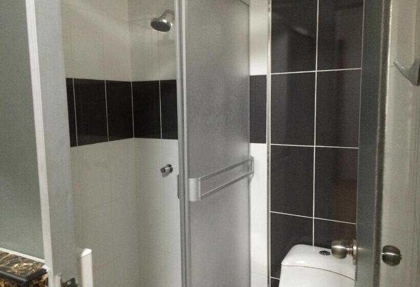 豪华房间, Hostal Gold Star