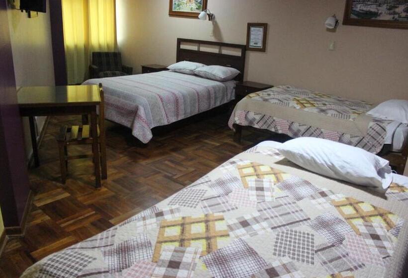 اتاق استاندارد سه نفره, Las Lomas