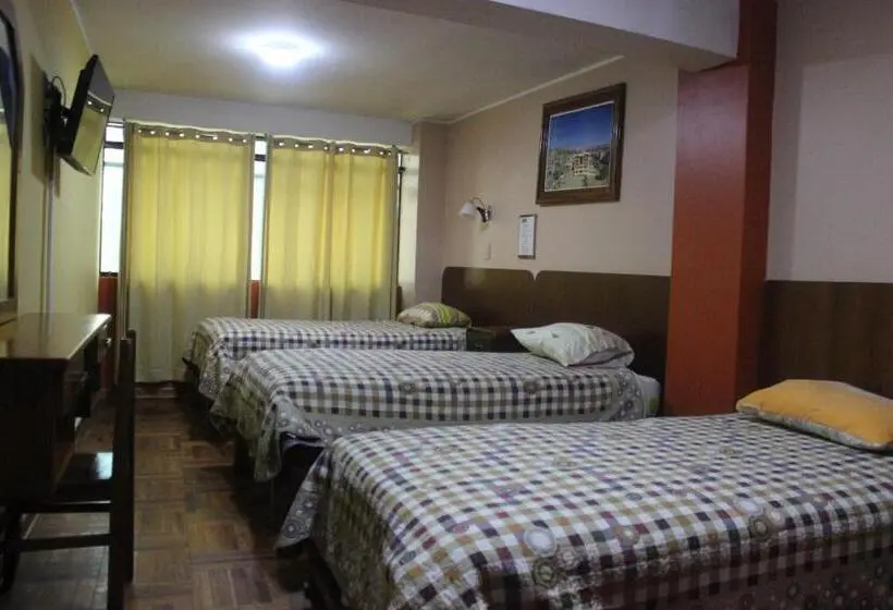 اتاق استاندارد سه نفره, Las Lomas