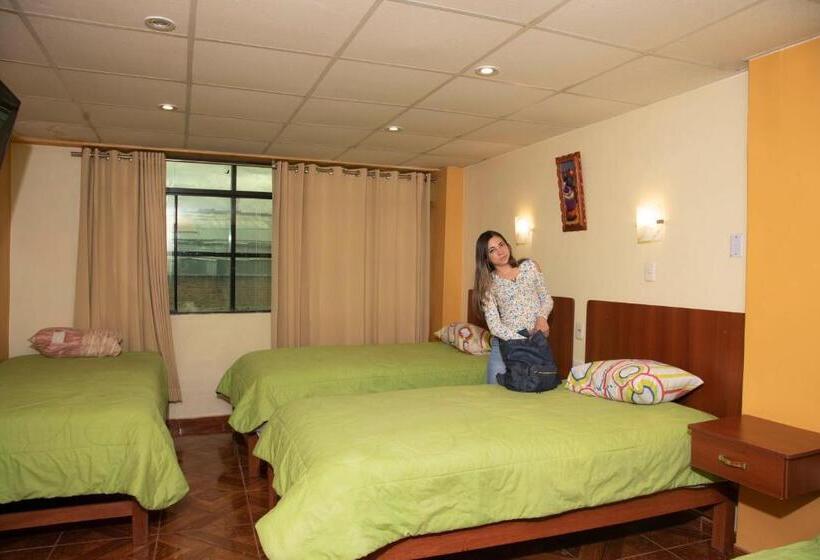 اتاق استاندارد سه نفره, Las Lomas