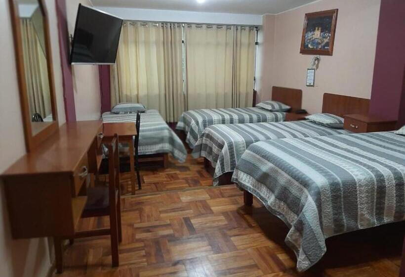 اتاق استاندارد چهار تخته, Las Lomas