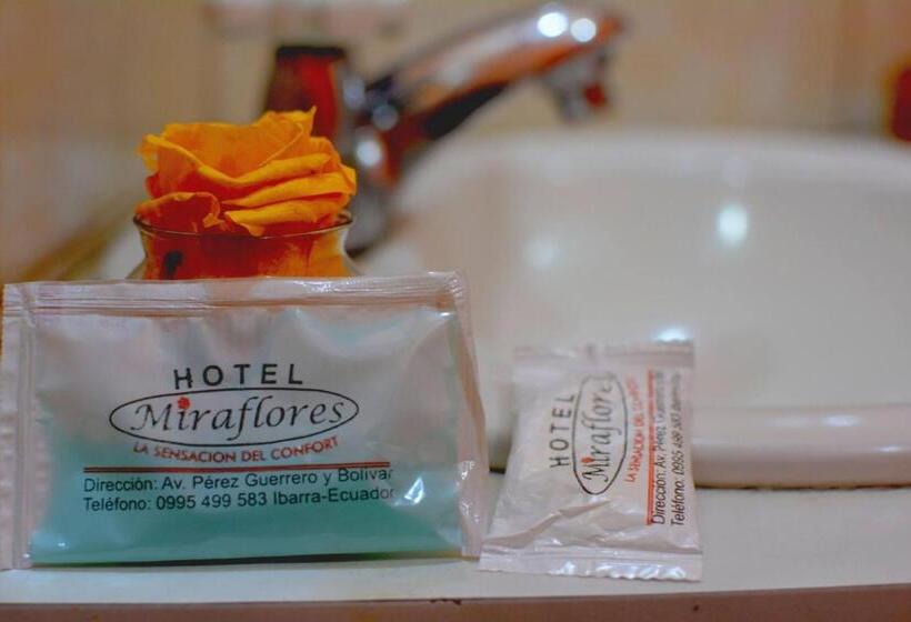 اتاق ساده سه نفره, Miraflores