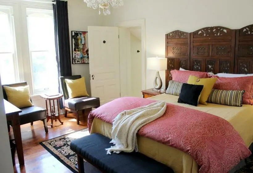 Sviitti Poreallas, Norfolk Guest House Inn