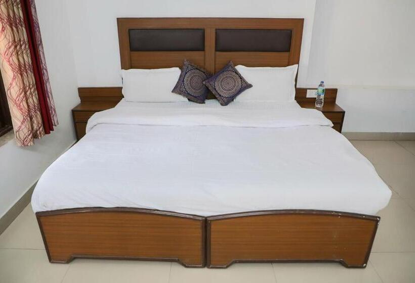 バルコニー付プレミアムルーム, Swiss Cottage And Spa By Salvus