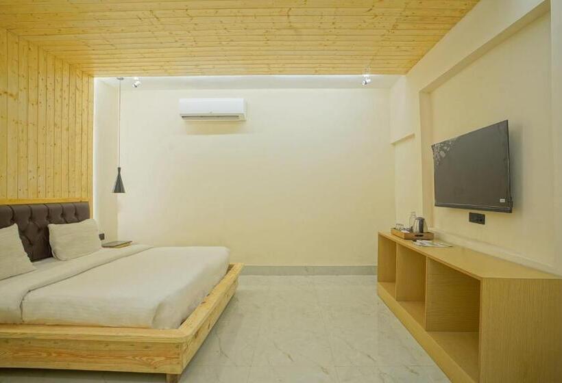 スイート, Swiss Cottage And Spa By Salvus