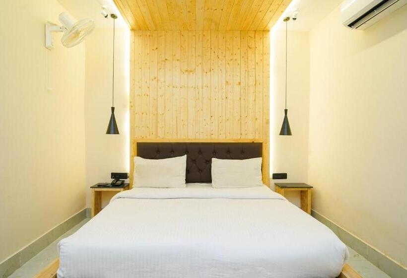 スイート, Swiss Cottage And Spa By Salvus