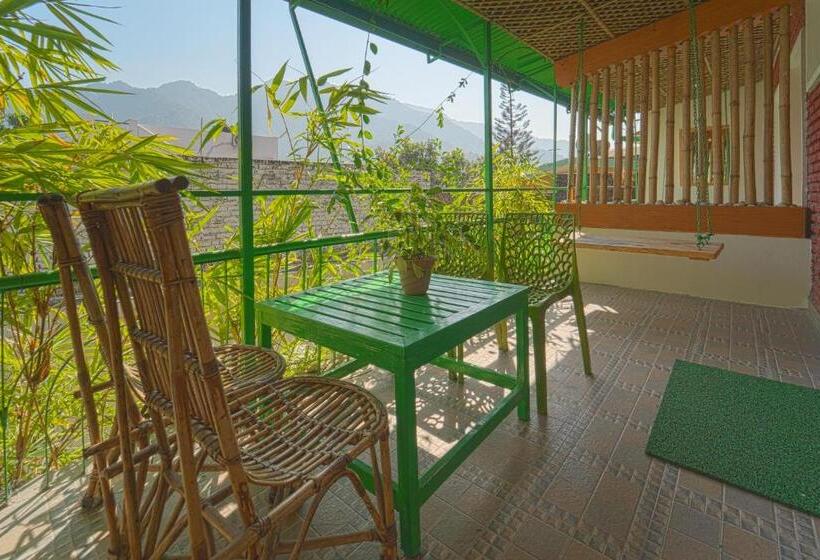 バルコニー付きジュニアスイート, Swiss Cottage And Spa By Salvus