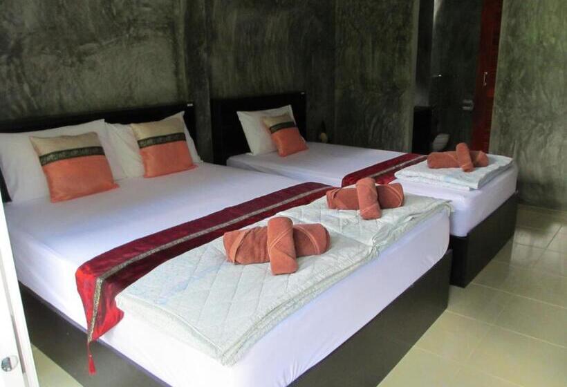 스탠다드 트리플 룸, Real Relax Resort