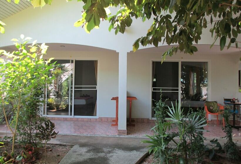 스탠다드 트리플 룸, Real Relax Resort