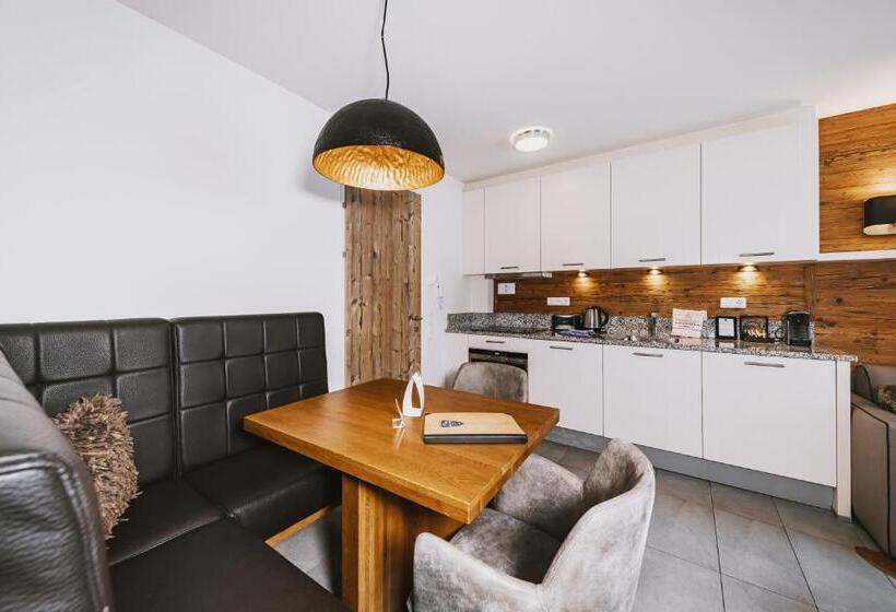 سوییت, Avenida Mountain Lodges Kaprun