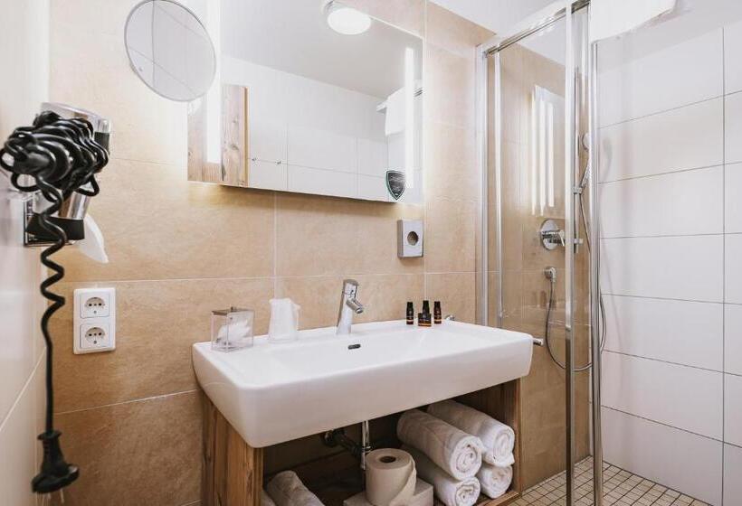 سوئیت 2 خوابه, Avenida Mountain Lodges Kaprun