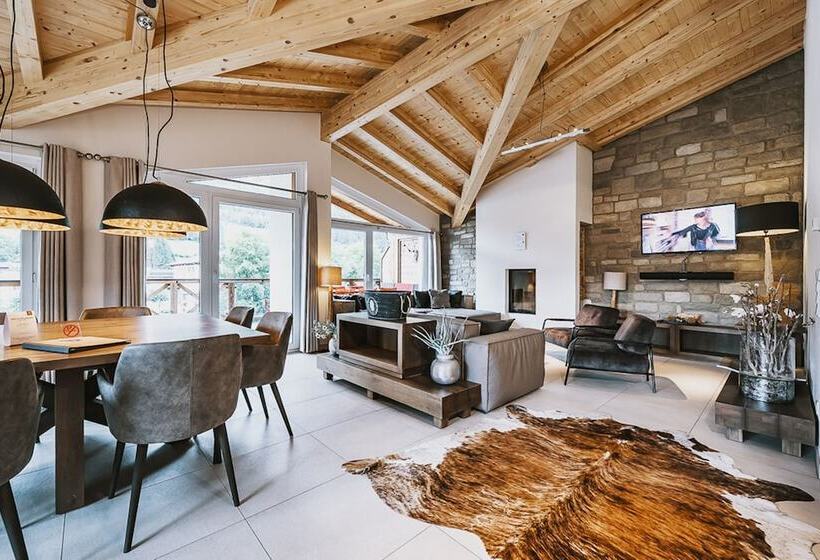 1 Bedroom Penthouse Apartment, Avenida Mountain Lodges Kaprun