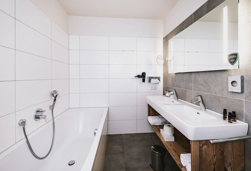 سوییت, Avenida Mountain Lodges Kaprun