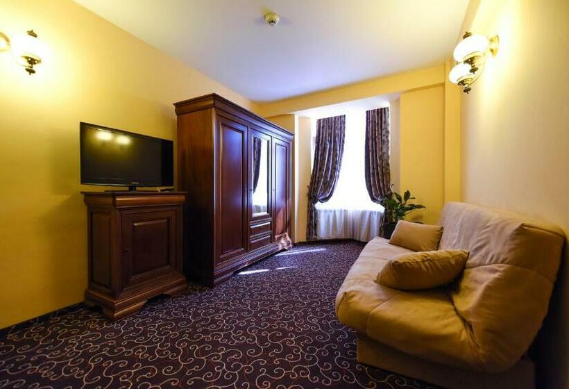 شقة غرفة واحدة, Dorna