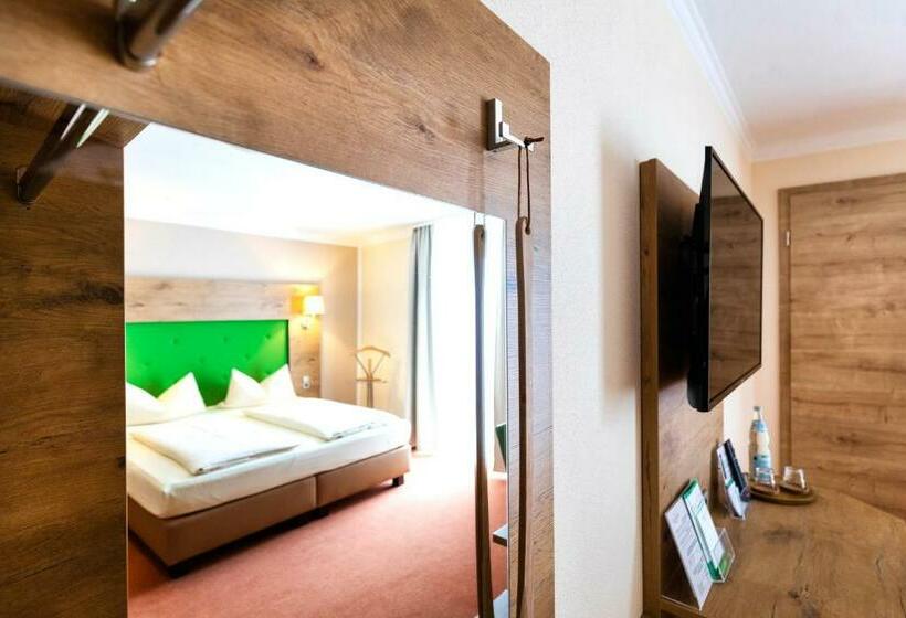 غرفة قياسية, Gunzburg City