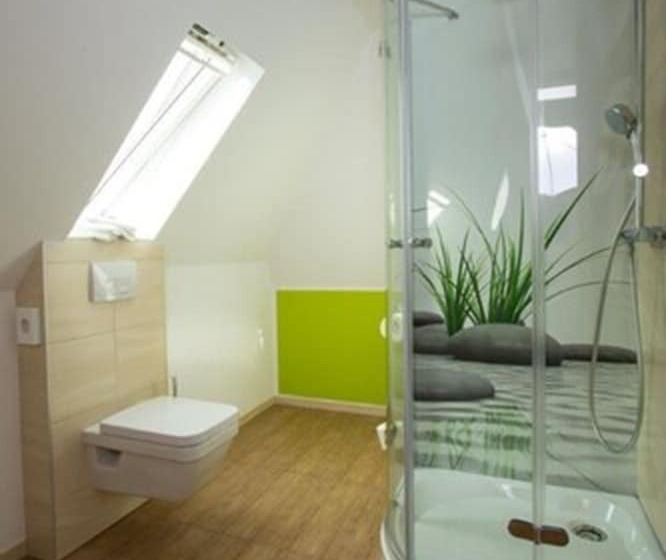 غرفة عائلية, Gunzburg City