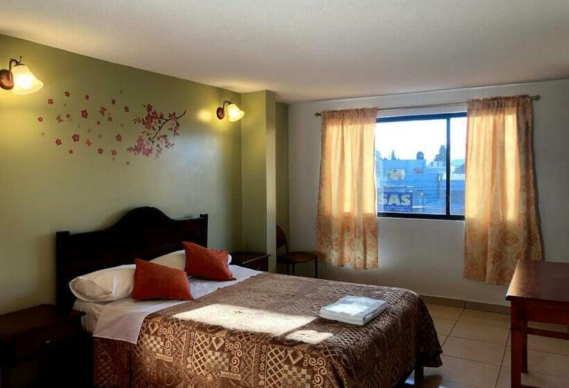 חדר אקונומי, Hostal Mitad Del Mundo