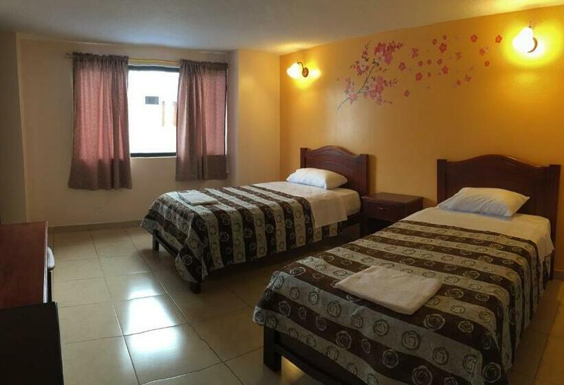 经济房, Hostal Mitad Del Mundo