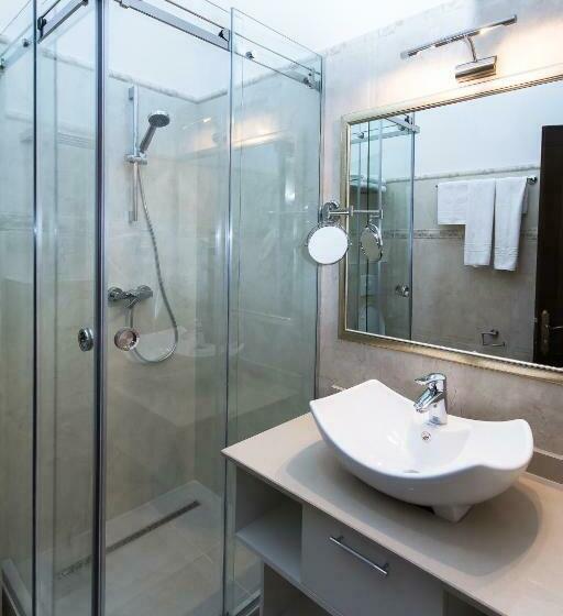 Номер Deluxe, La Strada Boutique Villa