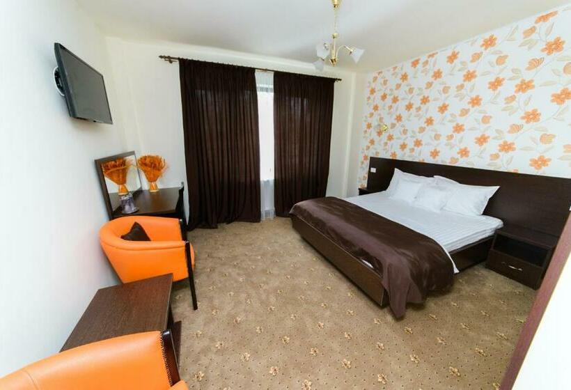 Номер Стандарт, Miky