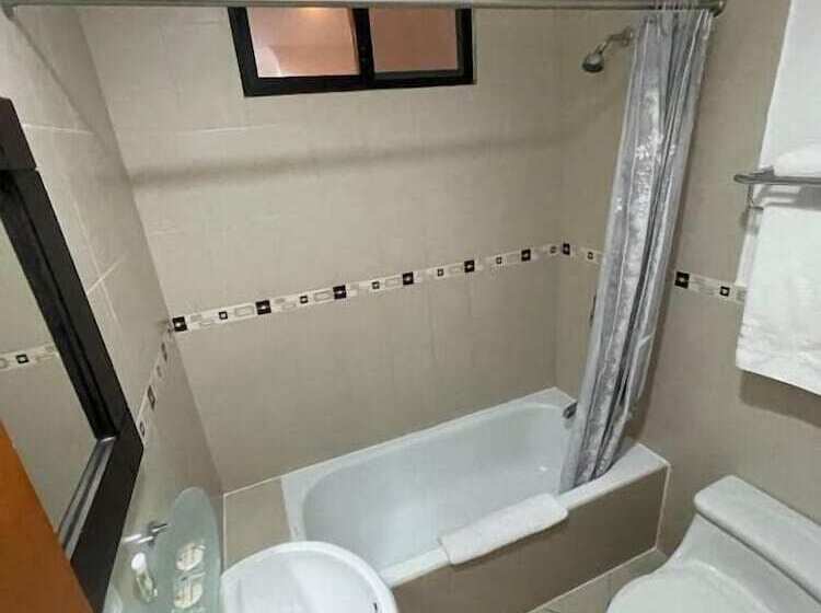 家庭间, Plaza Monte Carlo