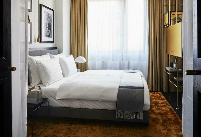 Номер Superior, Roomers Munich, Autograph Collection