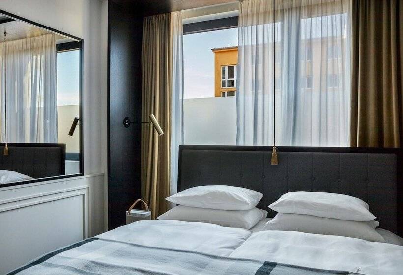Номер Superior, Roomers Munich, Autograph Collection