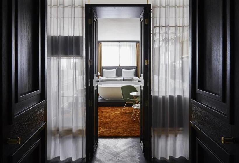 اتاق پرمیوم, Roomers Munich, Autograph Collection