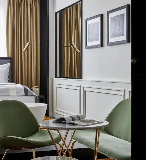 プレミアムルーム, Roomers Munich, Autograph Collection