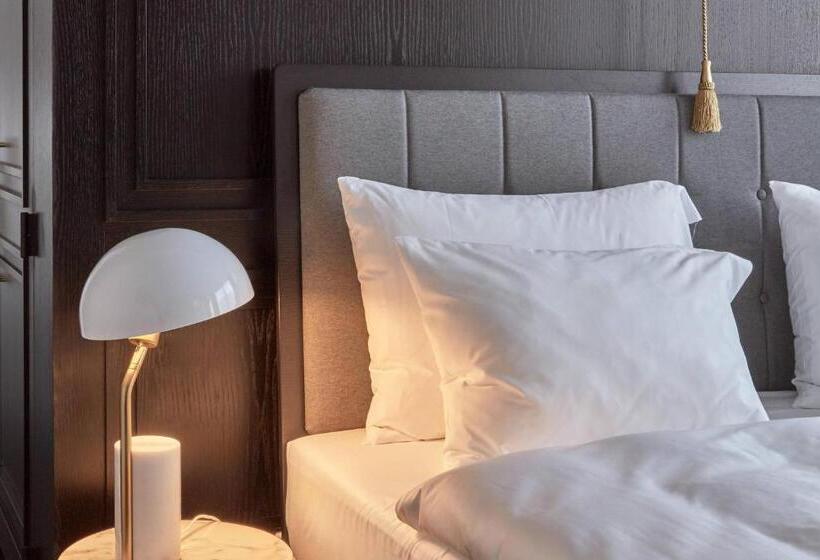 سوییت پرستیژ, Roomers Munich, Autograph Collection