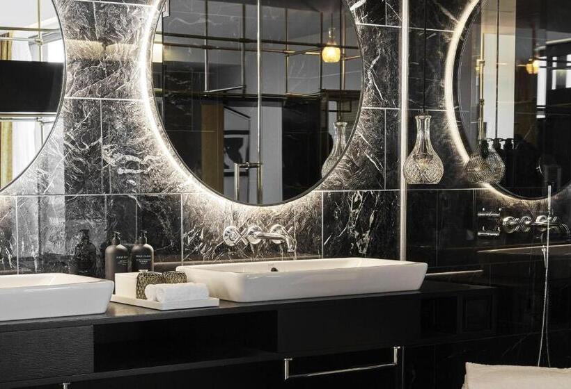 Люкс Кровать Кинг, Roomers Munich, Autograph Collection