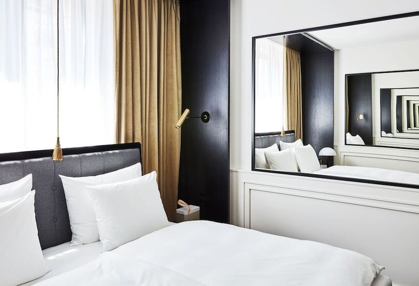 اتاق لوکس, Roomers Munich, Autograph Collection